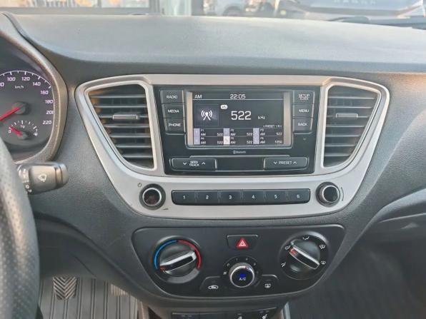 Hyundai Solaris II Рестайлинг с пробегом 2021 года, цена 1 370 000 рублей, 117488 км, седан, Автокод Объявления