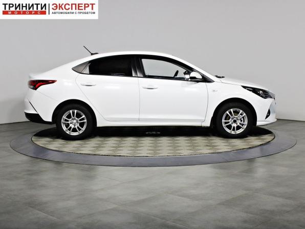 Hyundai Solaris II Рестайлинг с пробегом 2020 года, цена 1 097 000 рублей, 207578 км, седан, Автокод Объявления