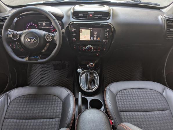 Kia Soul II Рестайлинг с пробегом 2017 года, цена 1 449 500 рублей, 166500 км, хэтчбек, Автокод Объявления