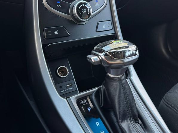 Hyundai Elantra V (MD) Рестайлинг с пробегом 2014 года, цена 1 249 000 рублей, 191027 км, седан, Автокод Объявления