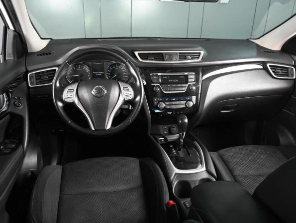 Nissan Qashqai II с пробегом 2017 года, цена 1 490 000 рублей, 174060 км, внедорожник, Автокод Объявления