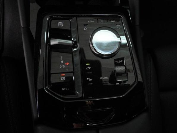 BMW 5 серии VIII (G60/G61/G68) с пробегом 2024 года, цена 7 599 000 рублей, 6078 км, седан, Автокод Объявления