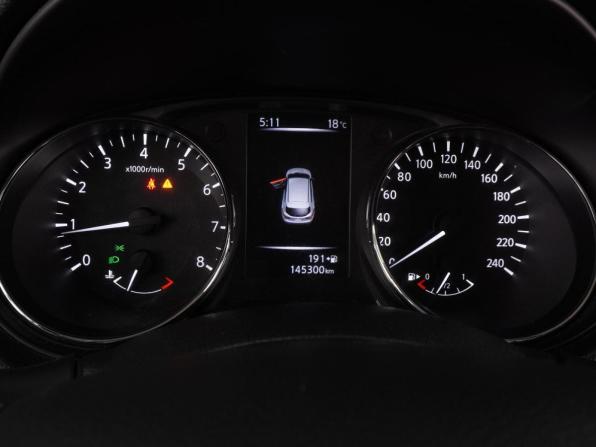 Nissan Qashqai II с пробегом 2018 года, цена 1 696 000 рублей, 145300 км, внедорожник, Автокод Объявления