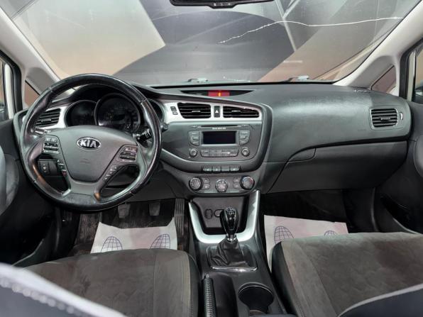 Kia Ceed II с пробегом 2015 года, цена 990 000 рублей, 191638 км, универсал, Автокод Объявления