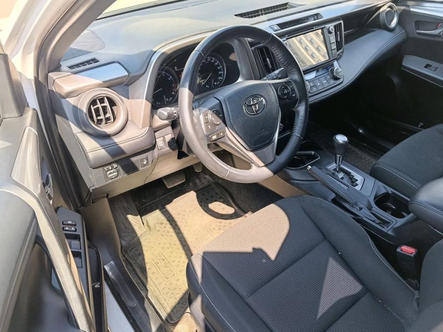 Toyota RAV4 IV (XA40) Рестайлинг Санкт-Петербург  - изображение 13