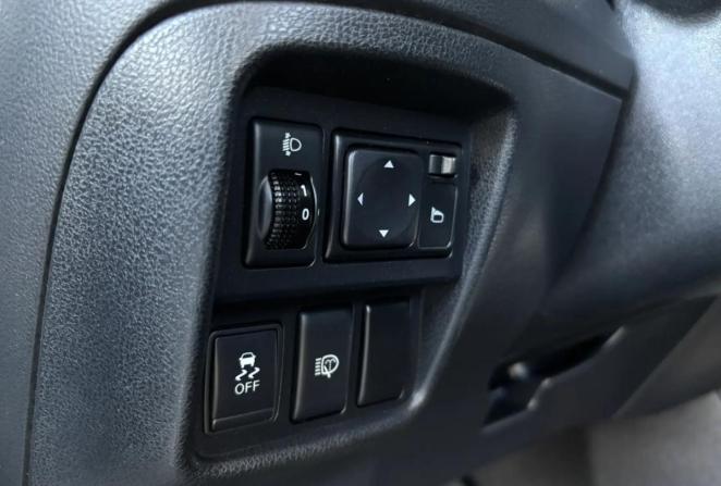 Nissan Juke I с пробегом 2012 года, цена 1 100 000 рублей, 54472 км, внедорожник, Автокод Объявления