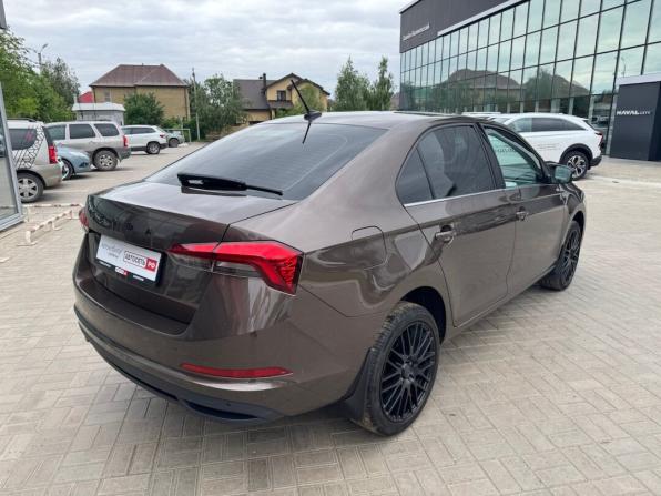 Skoda Rapid II с пробегом 2021 года, цена 1 499 900 рублей, 64177 км, лифтбек, Автокод Объявления