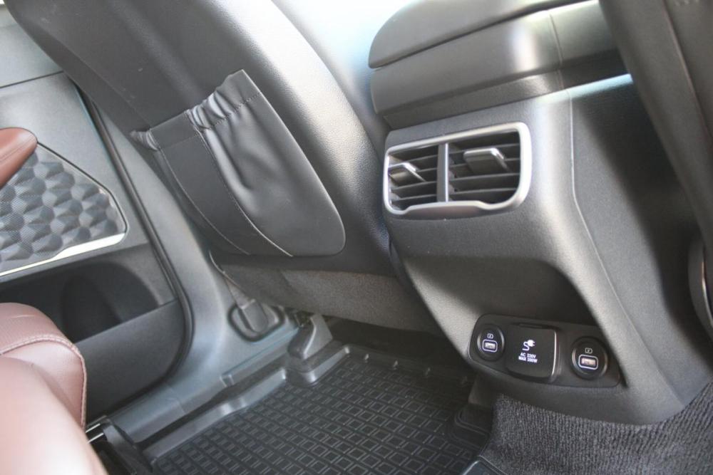 Hyundai Santa Fe IV Рестайлинг Крым  - изображение 19