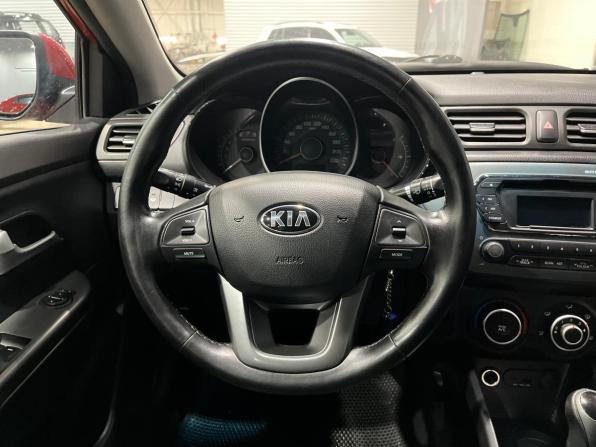 Kia Rio III с пробегом 2014 года, цена 840 000 рублей, 98500 км, седан, Автокод Объявления