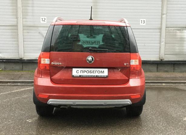 Skoda Yeti I Рестайлинг с пробегом 2017 года, цена 1 489 000 рублей, 61021 км, внедорожник, Автокод Объявления