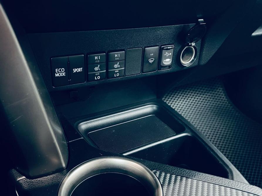 Toyota RAV4 IV (XA40) Санкт-Петербург  - изображение 27