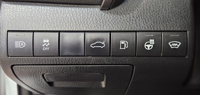 Toyota Camry VIII (XV70) с пробегом 2018 года, цена 2 999 000 рублей, 78864 км, седан, Автокод Объявления