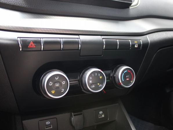 Lada (ВАЗ) Vesta I Рестайлинг (NG) с пробегом 2024 года, цена 1 219 000 рублей, 41500 км, седан, Автокод Объявления
