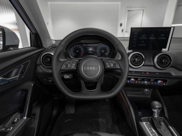 Audi Q2 I Рестайлинг с пробегом 2025 года, цена 3 690 000 рублей, 30 км, внедорожник, Автокод Объявления