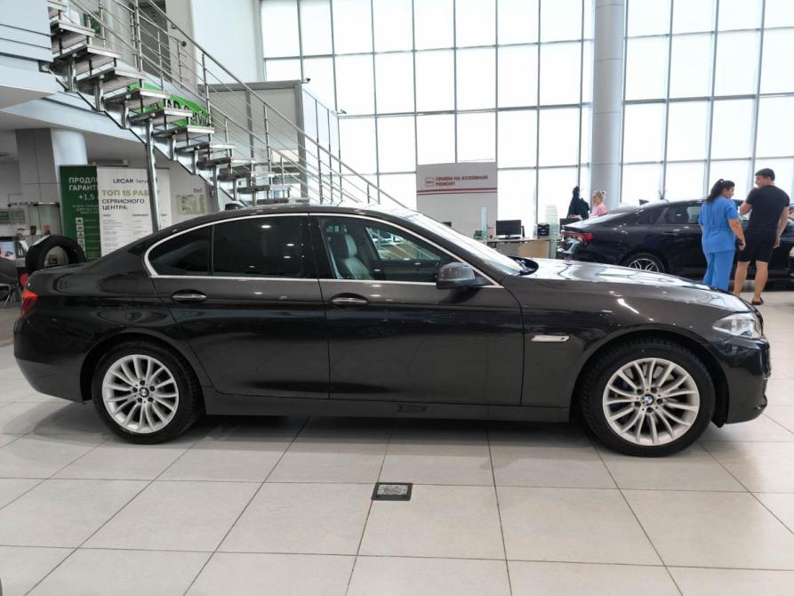 BMW 5 серии VI (F10/F11/F07) Рестайлинг Казань  - изображение 5