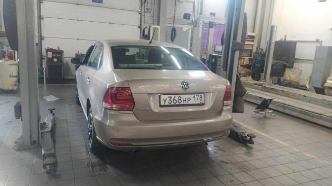 Volkswagen Polo V Рестайлинг с пробегом 2016 года, цена 930 000 рублей, 85793 км, седан, Автокод Объявления