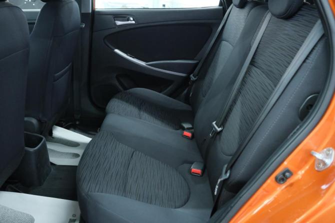 Hyundai Solaris I Рестайлинг с пробегом 2015 года, цена 1 019 000 рублей, 115000 км, хэтчбек, Автокод Объявления