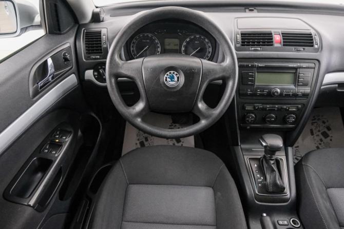 Skoda Octavia II (A5) с пробегом 2008 года, цена 599 000 рублей, 214336 км, лифтбек, Автокод Объявления