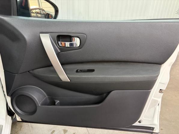 Nissan Qashqai I Рестайлинг с пробегом 2011 года, цена 1 057 000 рублей, 216087 км, внедорожник, Автокод Объявления