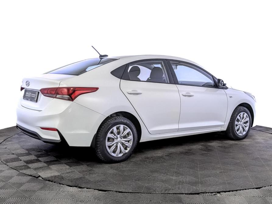 Hyundai Solaris II Москва  - изображение 5