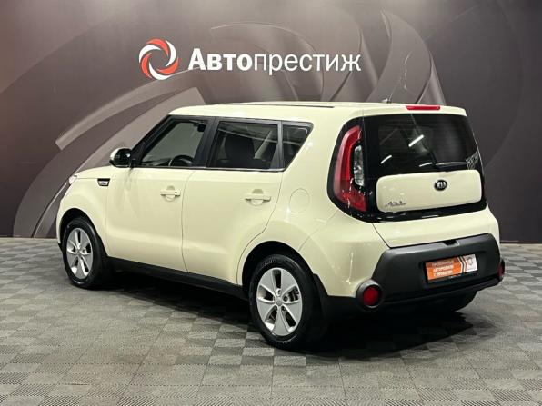 Kia Soul II с пробегом 2016 года, цена 1 010 000 рублей, 180977 км, хэтчбек, Автокод Объявления