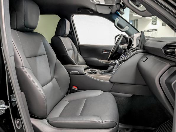 Toyota Land Cruiser 300 Series с пробегом 2021 года, цена 8 330 000 рублей, 72948 км, внедорожник, Автокод Объявления