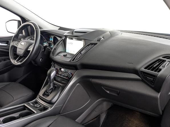 Ford Kuga II Рестайлинг с пробегом 2019 года, цена 1 715 000 рублей, 162754 км, внедорожник, Автокод Объявления