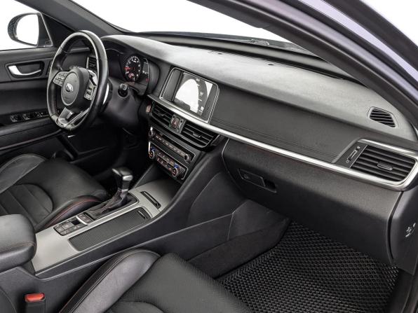 Kia Optima IV Рестайлинг с пробегом 2018 года, цена 2 350 000 рублей, 88324 км, седан, Автокод Объявления