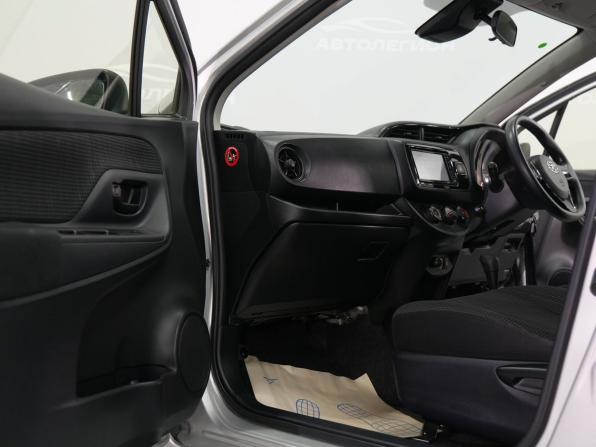 Toyota Vitz III (XP130) Рестайлинг 2 с пробегом 2018 года, цена 985 000 рублей, 97050 км, хэтчбек, Автокод Объявления