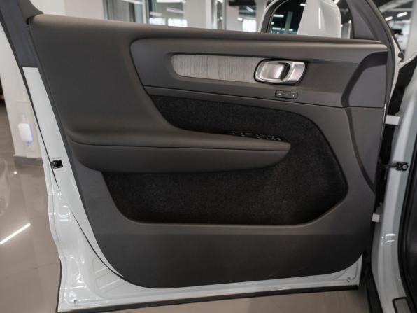 Volvo XC40 I с пробегом 2021 года, цена 3 610 000 рублей, 45529 км, внедорожник, Автокод Объявления