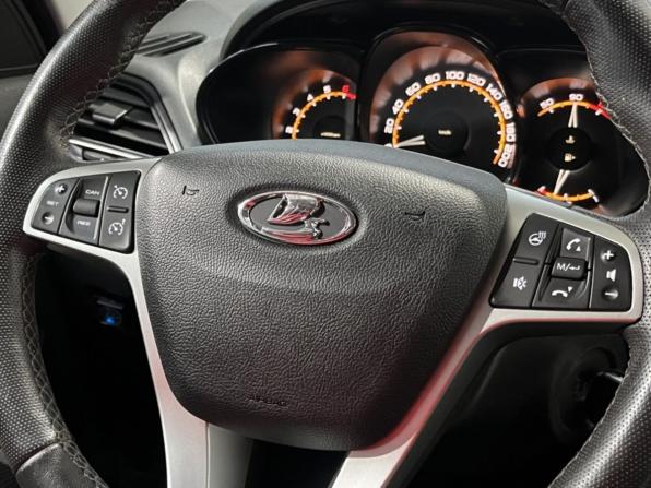 Lada (ВАЗ) Vesta I с пробегом 2020 года, цена 1 075 000 рублей, 102037 км, седан, Автокод Объявления