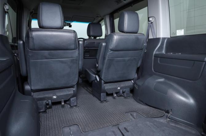 Honda Stepwgn V с пробегом 2015 года, цена 1 699 000 рублей, 165833 км, минивэн, Автокод Объявления
