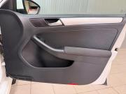 Volkswagen Jetta VI Магнитогорск  - изображение 31