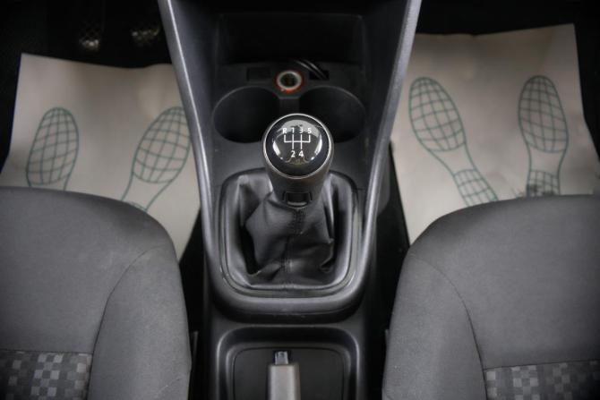 Volkswagen Polo V Рестайлинг с пробегом 2015 года, цена 849 000 рублей, 195000 км, седан, Автокод Объявления