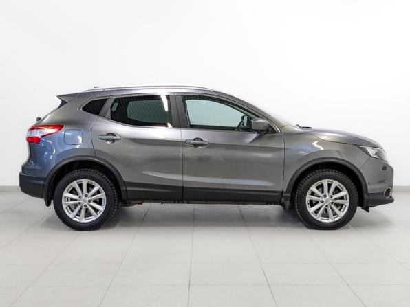 Nissan Qashqai II с пробегом 2016 года, цена 1 925 000 рублей, 54309 км, внедорожник, Автокод Объявления