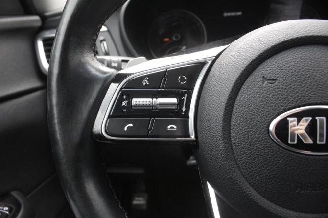Kia Optima IV Рестайлинг с пробегом 2019 года, цена 1 745 000 рублей, 186851 км, седан, Автокод Объявления