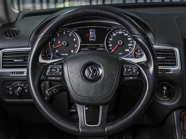 Volkswagen Touareg II Рестайлинг с пробегом 2016 года, цена 2 759 000 рублей, 291022 км, внедорожник, Автокод Объявления