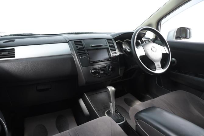 Nissan Tiida I с пробегом 2012 года, цена 819 000 рублей, 156000 км, хэтчбек, Автокод Объявления