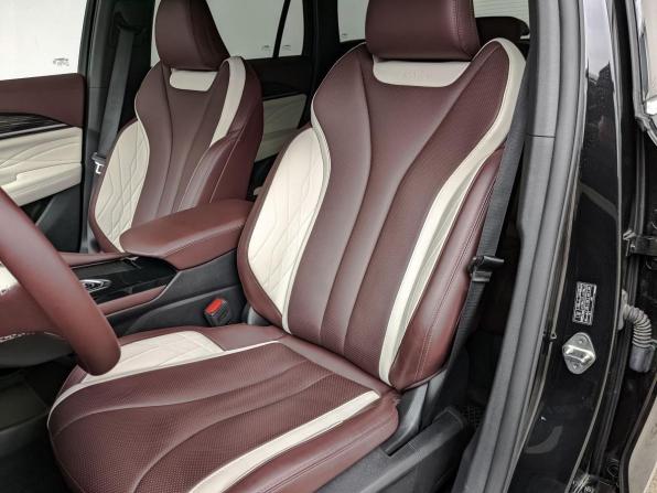 Geely Monjaro I с пробегом 2024 года, цена 3 485 000 рублей, 28200 км, внедорожник, Автокод Объявления