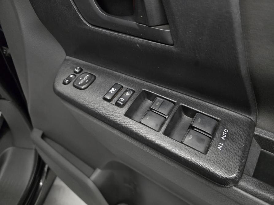 Toyota Voxy II (R70) Красноярск  - изображение 18