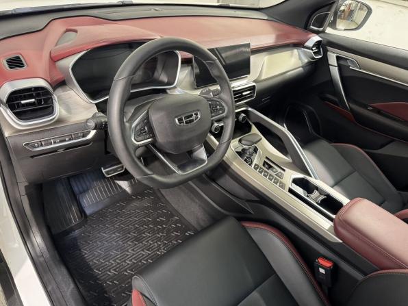 Geely Coolray I с пробегом 2023 года, цена 1 899 800 рублей, 30000 км, внедорожник, Автокод Объявления