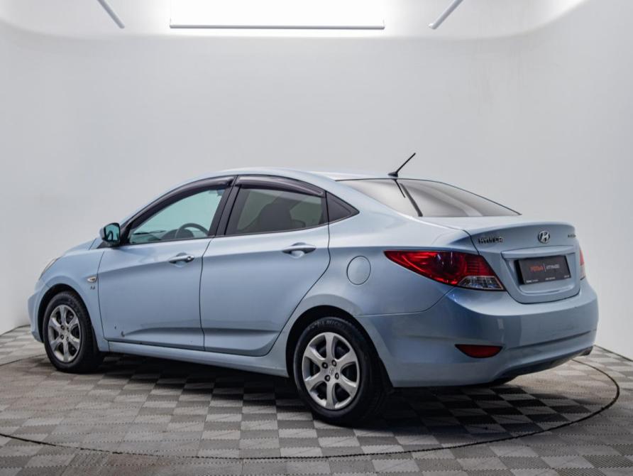 Hyundai Solaris I Москва  - изображение 3
