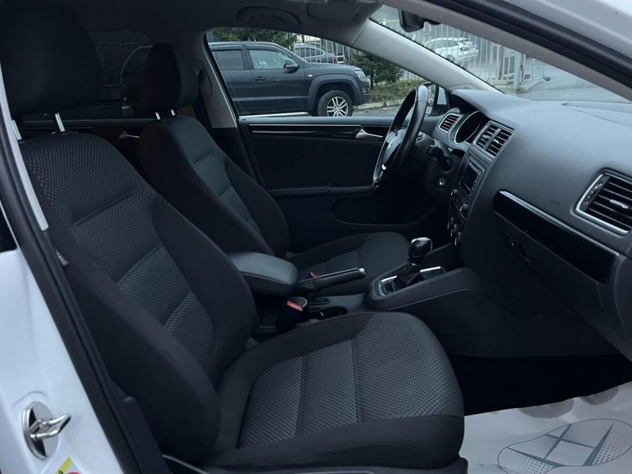 Volkswagen Jetta VI Рестайлинг Мурманск  - изображение 15