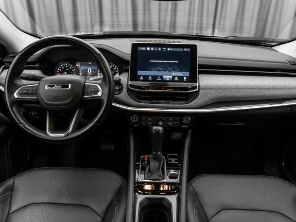 Jeep Compass II Рестайлинг с пробегом 2022 года, цена 3 300 000 рублей, 22509 км, внедорожник, Автокод Объявления