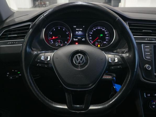 Volkswagen Tiguan II с пробегом 2017 года, цена 2 099 000 рублей, 160000 км, внедорожник, Автокод Объявления