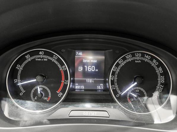 Skoda Rapid I Рестайлинг с пробегом 2017 года, цена 1 120 000 рублей, 90000 км, лифтбек, Автокод Объявления