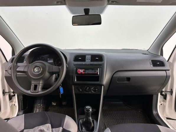 Volkswagen Polo V с пробегом 2013 года, цена 697 000 рублей, 109175 км, седан, Автокод Объявления