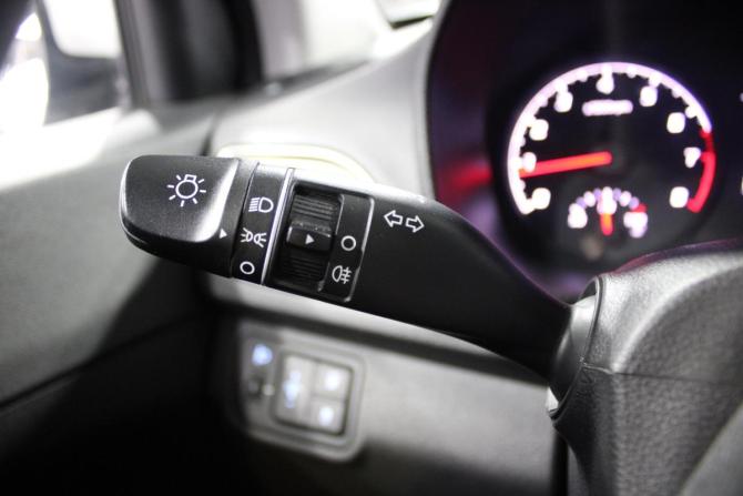 Hyundai Solaris II Рестайлинг с пробегом 2021 года, цена 1 790 000 рублей, 43176 км, седан, Автокод Объявления