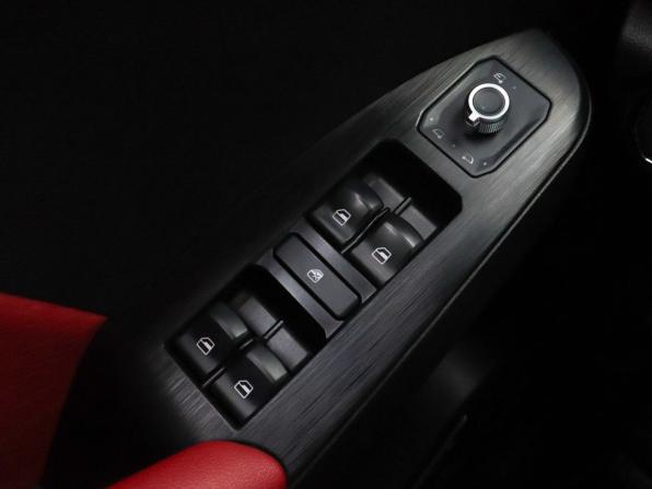 Haval Jolion I Рестайлинг с пробегом 2024 года, цена 2 049 000 рублей, 47870 км, внедорожник, Автокод Объявления