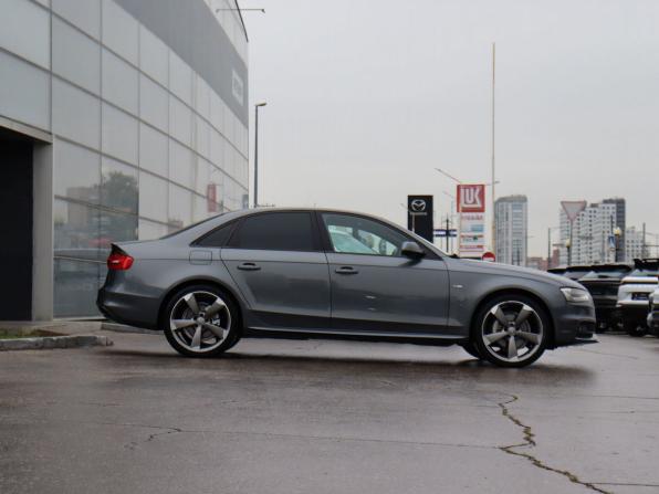 Audi A4 IV (B8) Рестайлинг с пробегом 2012 года, цена 1 500 000 рублей, 201075 км, седан, Автокод Объявления